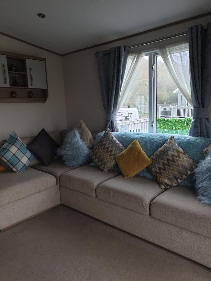 Luxury Tattersall Lakes Hot Tub Staycation 6 Berth Luxury Caravan Tattershall Exterior foto